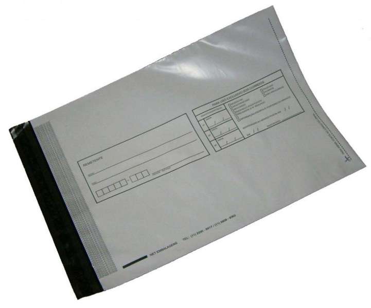 envelope personalizado com adesivos feito em plástico